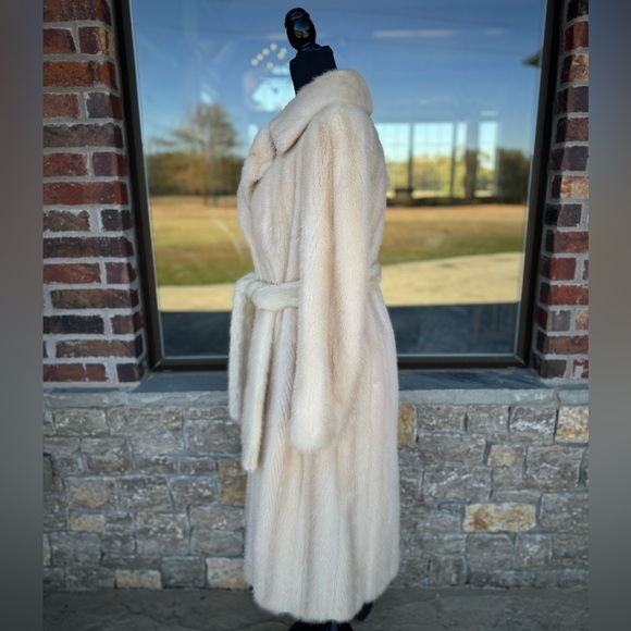 SOLD - Picture 7 of 15